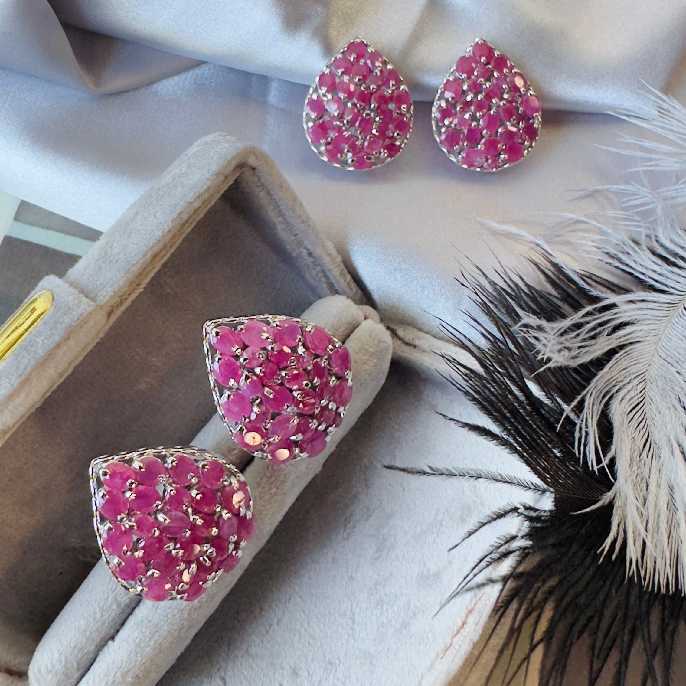 Pink crystal jewelry set with stud earrings and ring – Shop Lustre