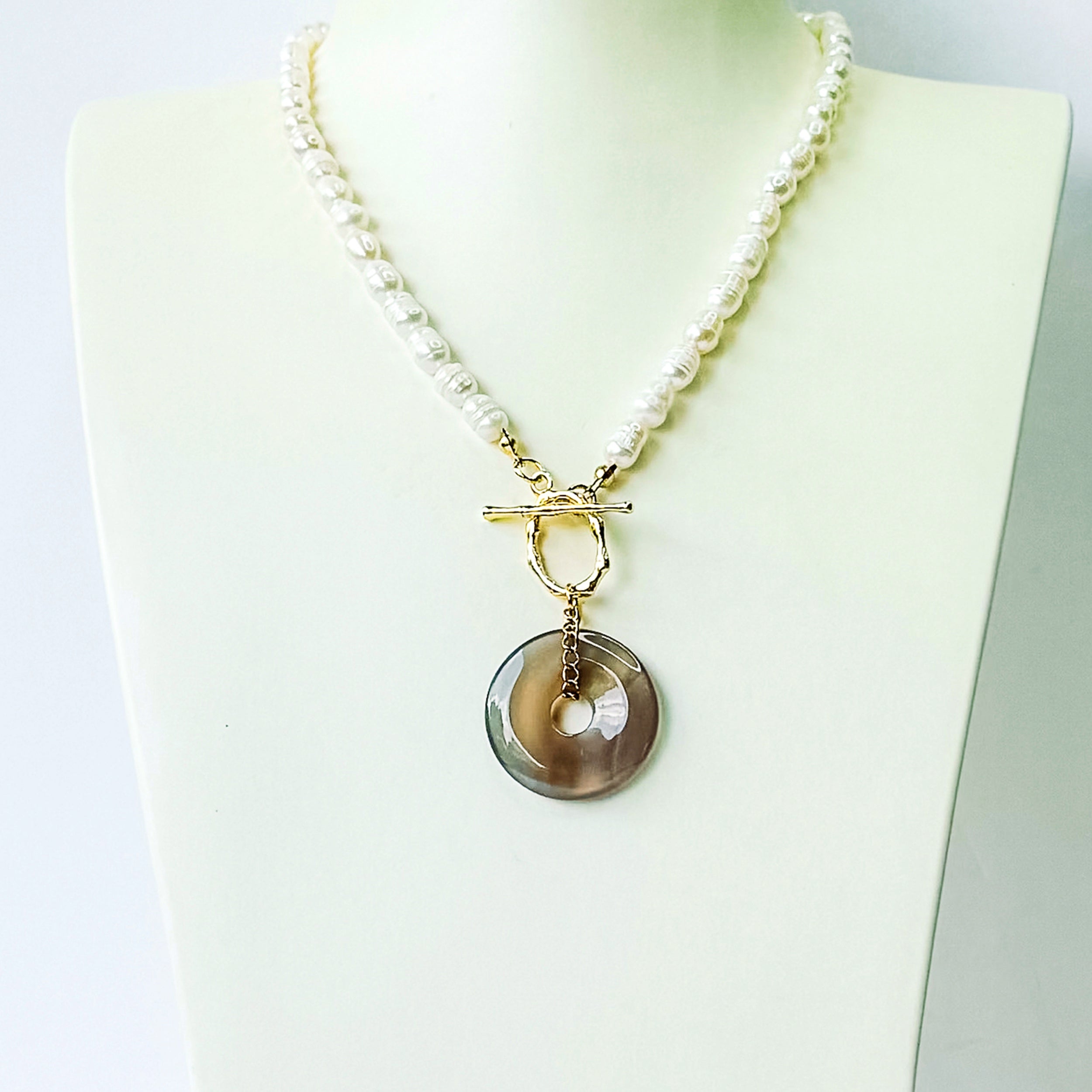 Modern Ming Pearl Necklace with Labradorite Pi Disc in Labradorite, gold plated, handcrafted gemstone necklace Singapore
