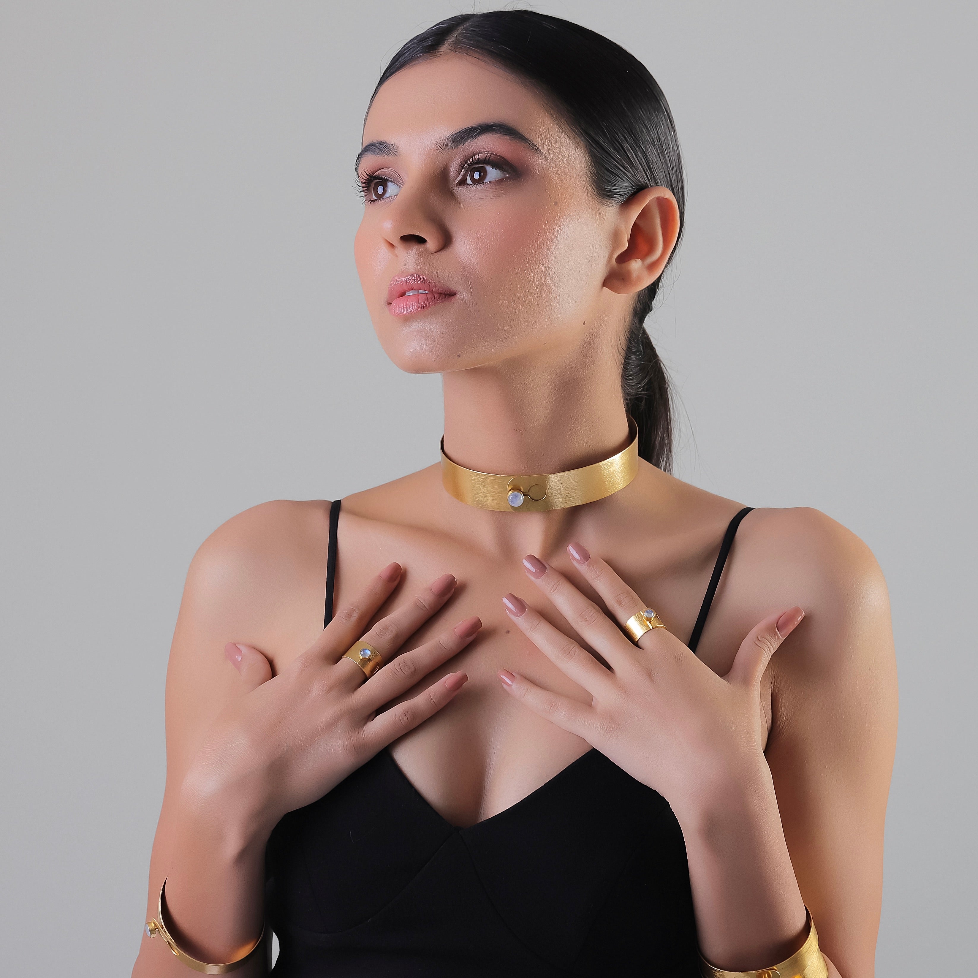 Keyhole Choker in Moonstone in Moonstone, gold plated, handcrafted gemstone necklace Singapore